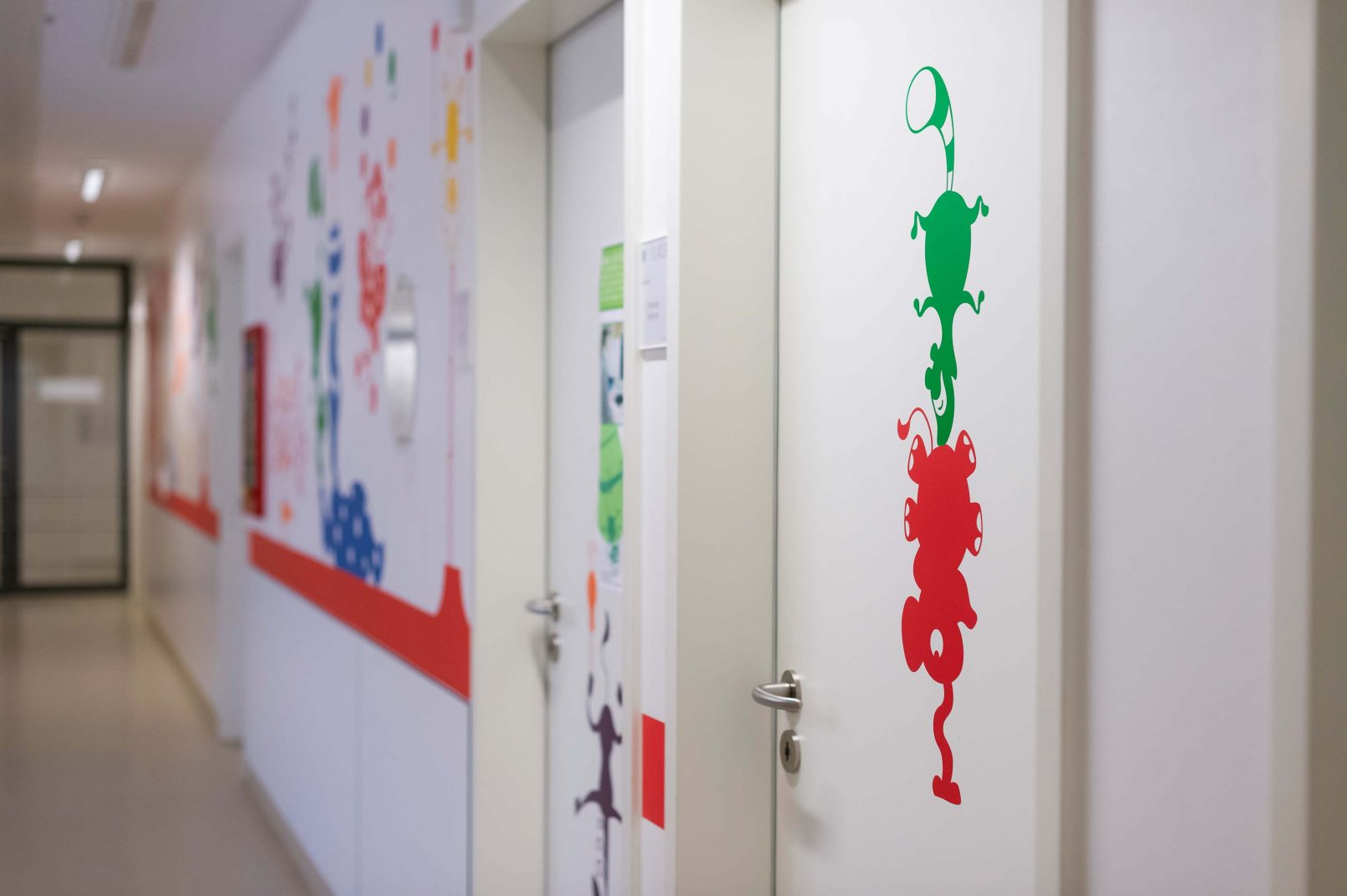 olgahospital_kinderklinik_tür_elefant