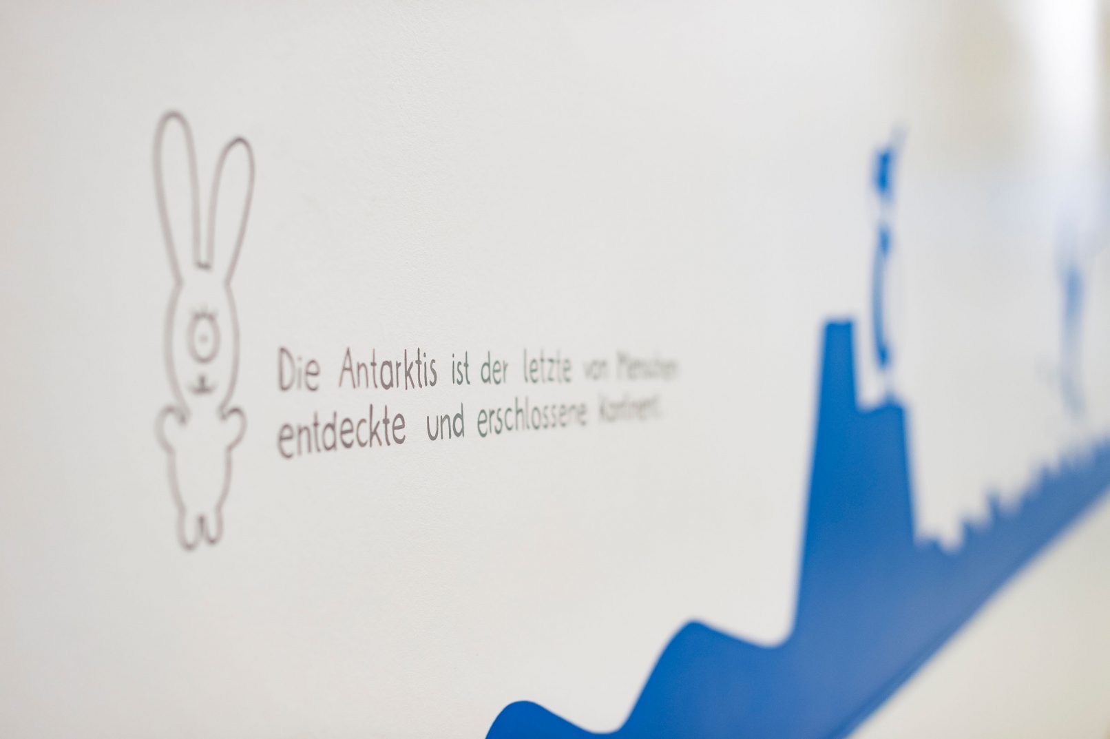 olgahospital_kinderklinik_wandbeschriftung